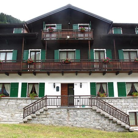 마쿠냐가 Casa Alpina Don Guanella B&B 외부 사진