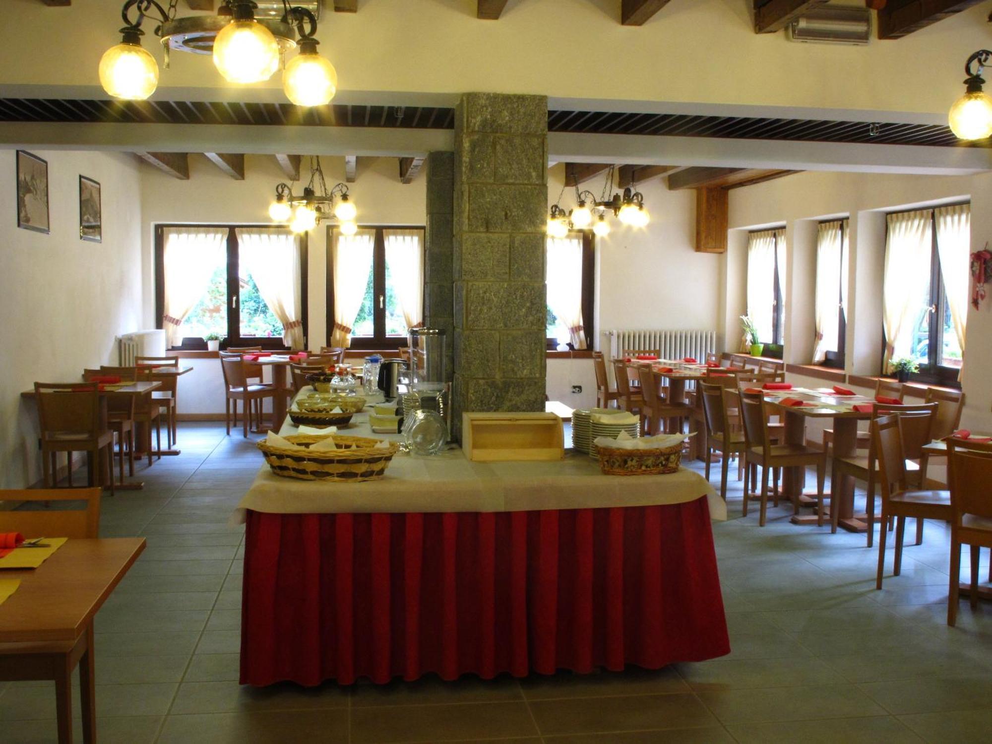 마쿠냐가 Casa Alpina Don Guanella B&B 외부 사진