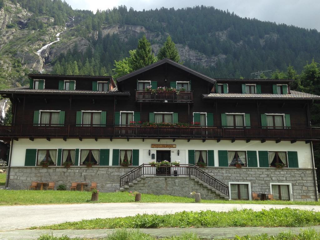 마쿠냐가 Casa Alpina Don Guanella B&B 외부 사진