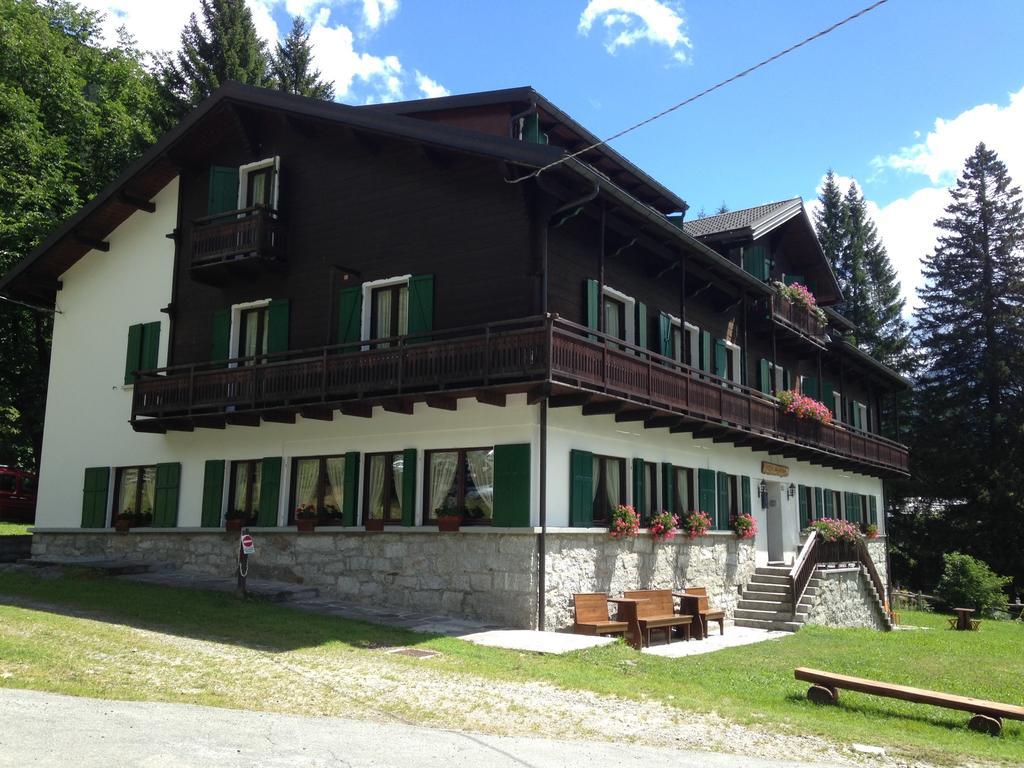 마쿠냐가 Casa Alpina Don Guanella B&B 외부 사진